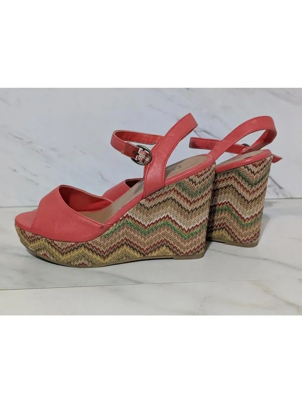 Mudd Women's Coral Wedge Sandals Size 6 Medium